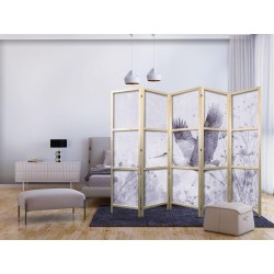 Japanischer Paravent - Majestic flight - a crane in flight in monochrome, cool colours