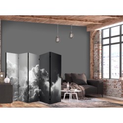 Paravent - Extraordinary Phenomenon: The Sun Illuminating Dark Clouds