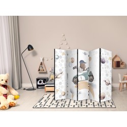 Paravent - Galactic Races - Bear Participating in Car Races Among Planets - Clouds - and Stars in Pastel Hues